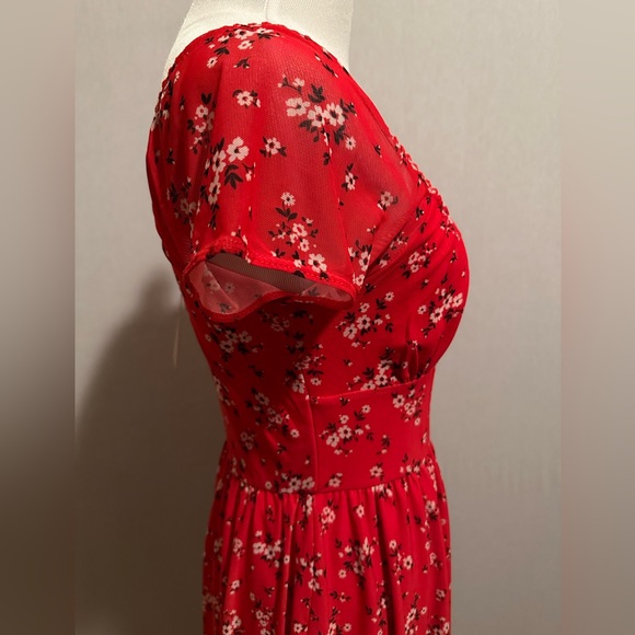 NEW NWT Cute Red Floral Skort Romper Size Small by Streetwear Society - Picture 5 of 10